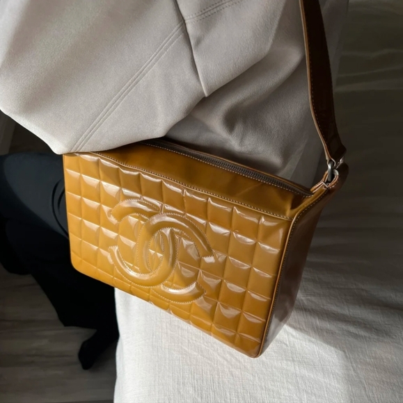 Chanel Yellow Patent Leather Chocolate Bar Quilted Bag - Picture 1 of 14